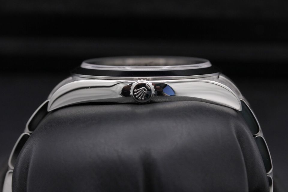 Rolex Explorer 214270 Image 3